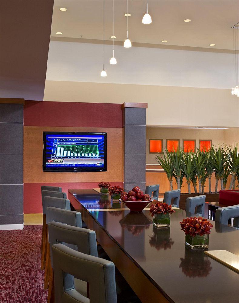 Residence Inn Newport News Airport Экстерьер фото