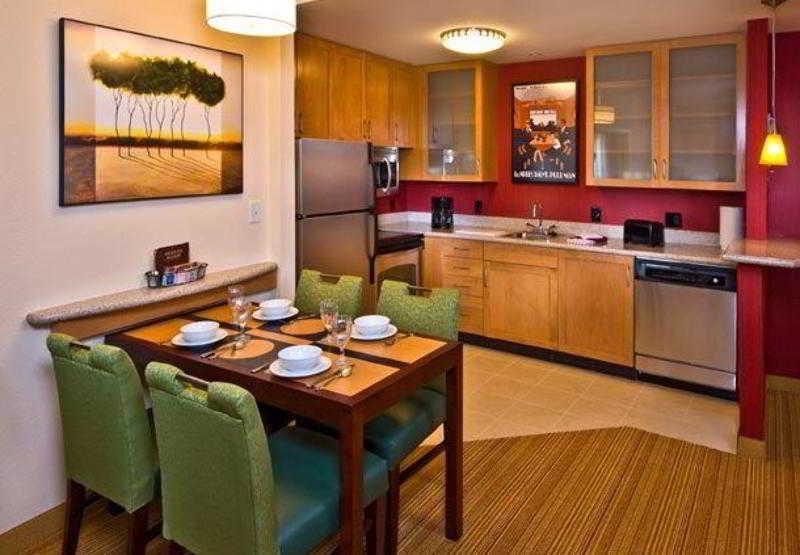 Residence Inn Newport News Airport Экстерьер фото